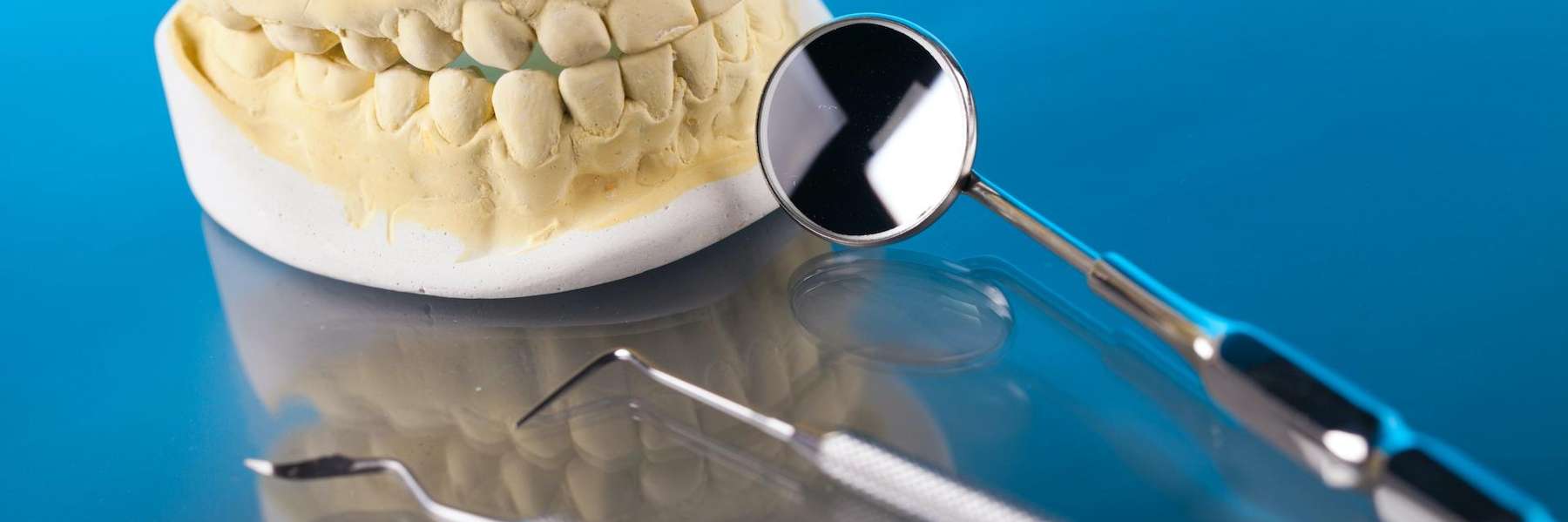 non toxic dentist | dental tools