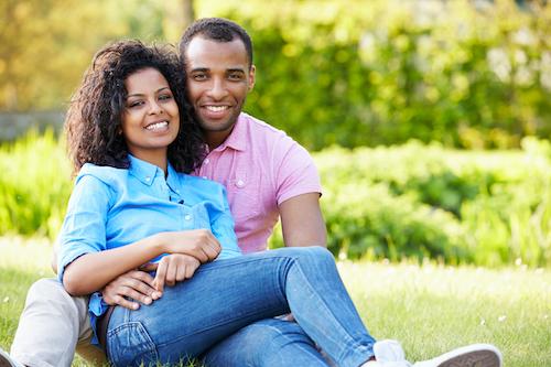 cosmetic dentist lake oswego | couple smiling