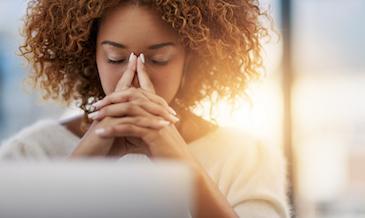 bruxism treatment lake oswego | woman with headache